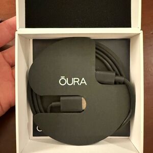 Oura heritage ring size 6 black, looks more like a grey black. NEW IN BOX